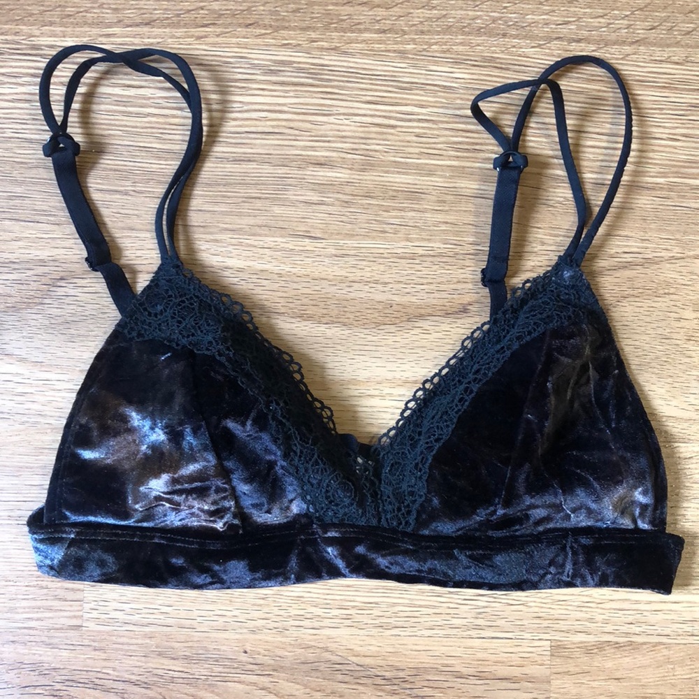 NWOT Xhilaration Bralette Dark Velvet w Lace Small